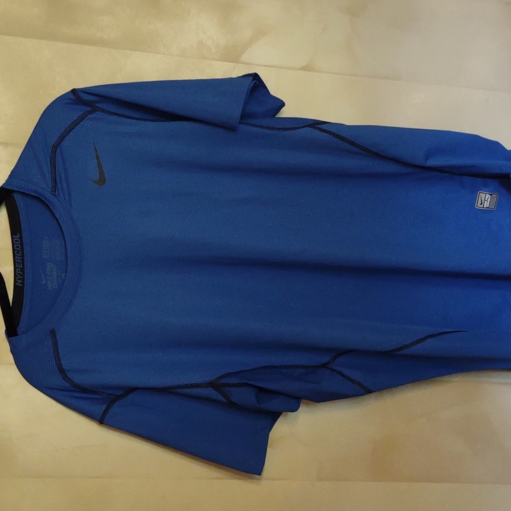 Nike pro combat fitted hyper cool t-shirt